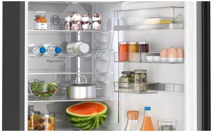 Холодильник BOSCH KGN39LBCF