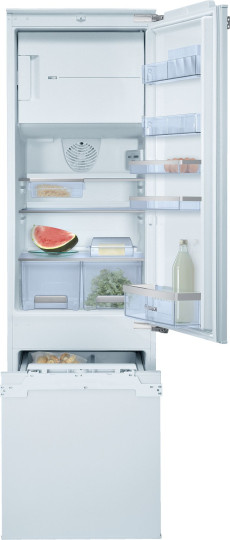 Холодильник встраиваемый BOSCH KIC38A51RU